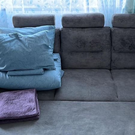 2 Rooms Apartment Airy & Bright Relax Iasi Ngoại thất bức ảnh